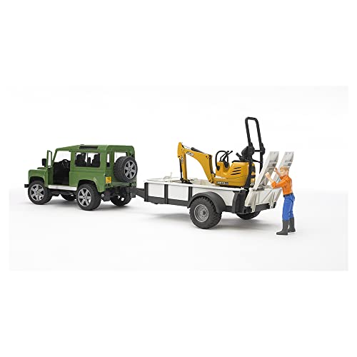 Bruder Land Rover w/ Trailer, Worker and JCB Excavator - Image 4