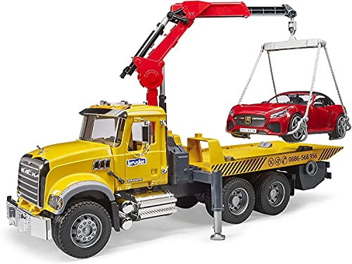 Bruder - Mack Granite Tow Truck with Bruder Roadster Compatible with world Figures