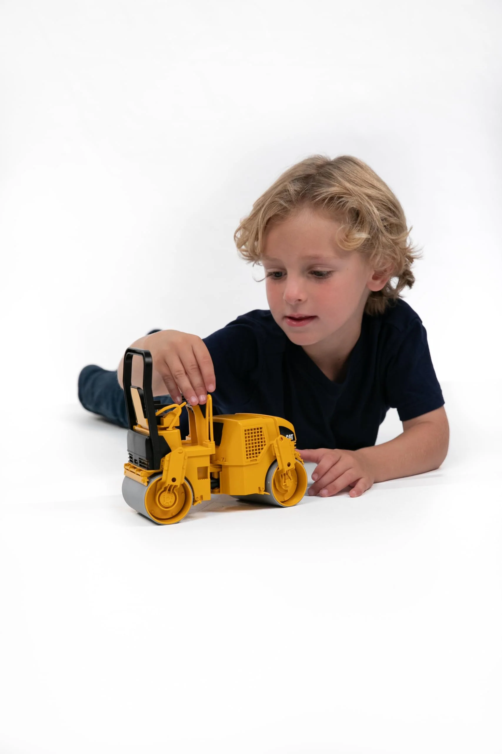 Bruder Toys - Construction Realistic CAT Asphalt Drum Compactor Vehicle with Articulated Steering - Ages 3+ - Image 3