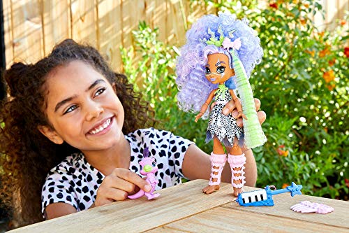 Cave Club Bashley Doll Poseable Prehistoric Fashion Doll with Dinosaur Pet and Accessories - Image 6