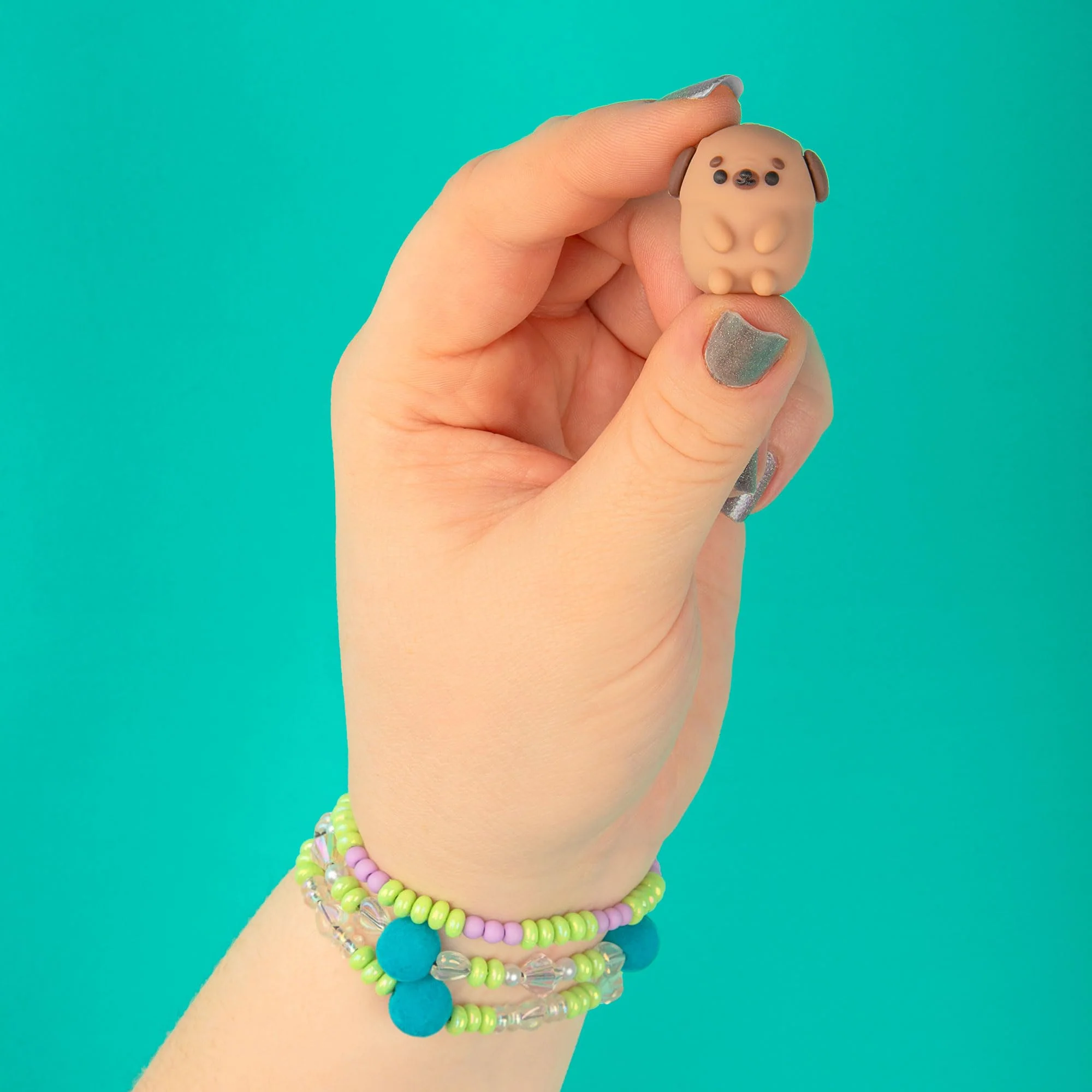 FASHION ANGELS Charm Changers Puppy Camp Jewelry Design Kit, Includes Adorable Puppy Charms & Over 700 Beads, Fun Custom Jewelry Craft Activity for Kids - Image 6