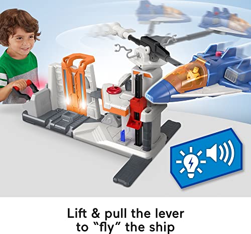 Fisher-Price Disney and Pixar Lightyear Playset, Imaginext Lift & Launch Star Command with Buzz Lightyear Figure, Lights & Sounds - Image 5
