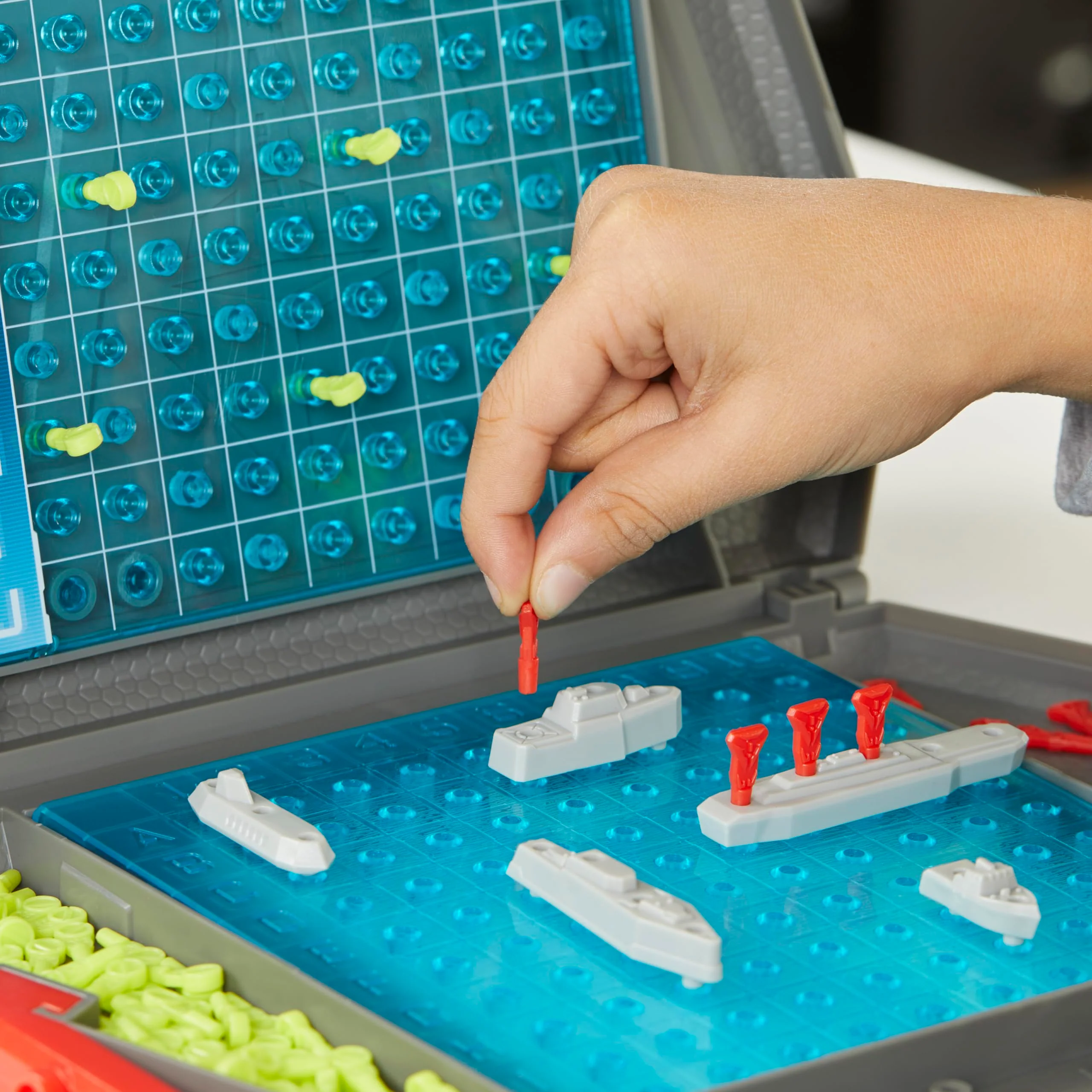 Hasbro Gaming Battleship Classic Board Game | Strategy Games for Kids and Adults | Ages 7+ | 2 Players | Fun Kids Games | Family Games - Image 5