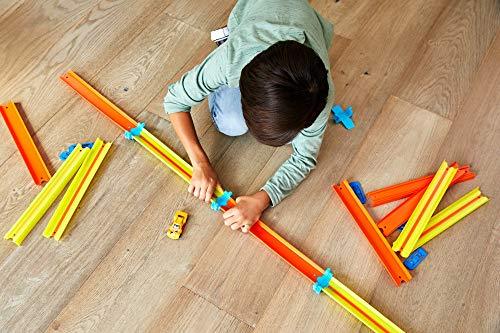Hot Wheels Track Builder Fold Up Track Pack Assorted - Image 4
