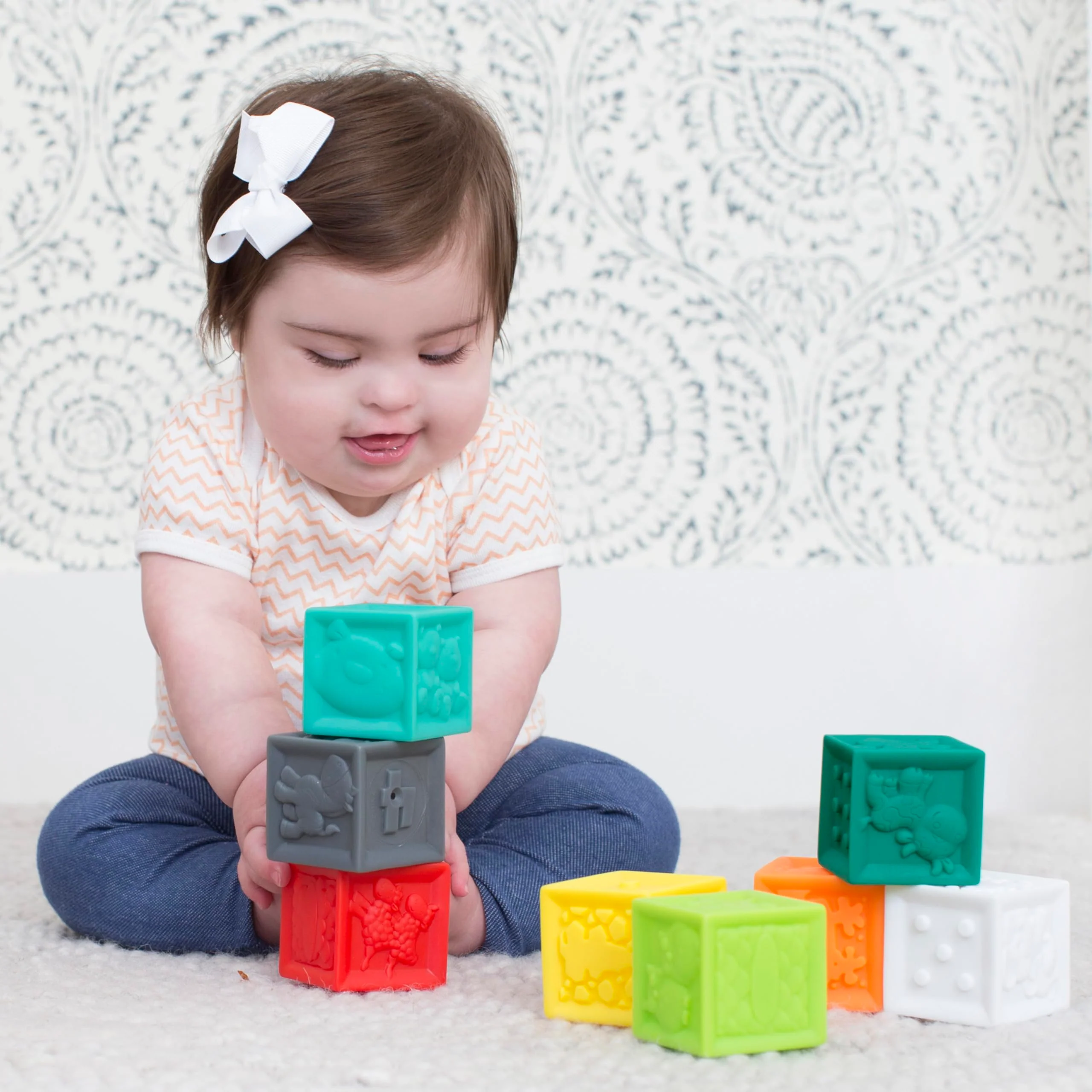Baby Toy, Infantino Squeeze and Stack Block Set - Colorful Textured Soft Blocks, Includes Numbers, Animals and Shapes, Ages 6 Months + - Image 6