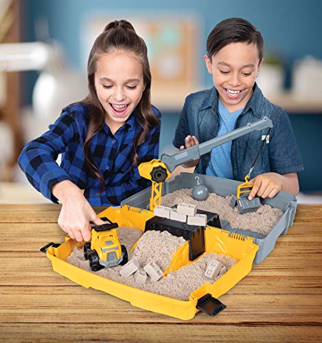 Kinetic Sand, Construction Site Folding Sandbox Playset with Vehicle - Image 10