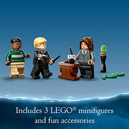 LEGO Harry Potter Slytherin House Banner Building Set 76410 - Hogwarts Castle Common Room Toy or Wall Display, Collectible Harry Potter Gift Idea for Boys, Girls and Kids with Draco Malfoy Minifigure - Image 2
