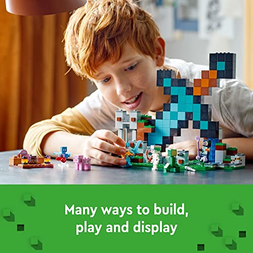 LEGO Minecraft The Sword Outpost , Building Toy with Creeper, Soldier, Pig and Skeleton Figures - Image 5