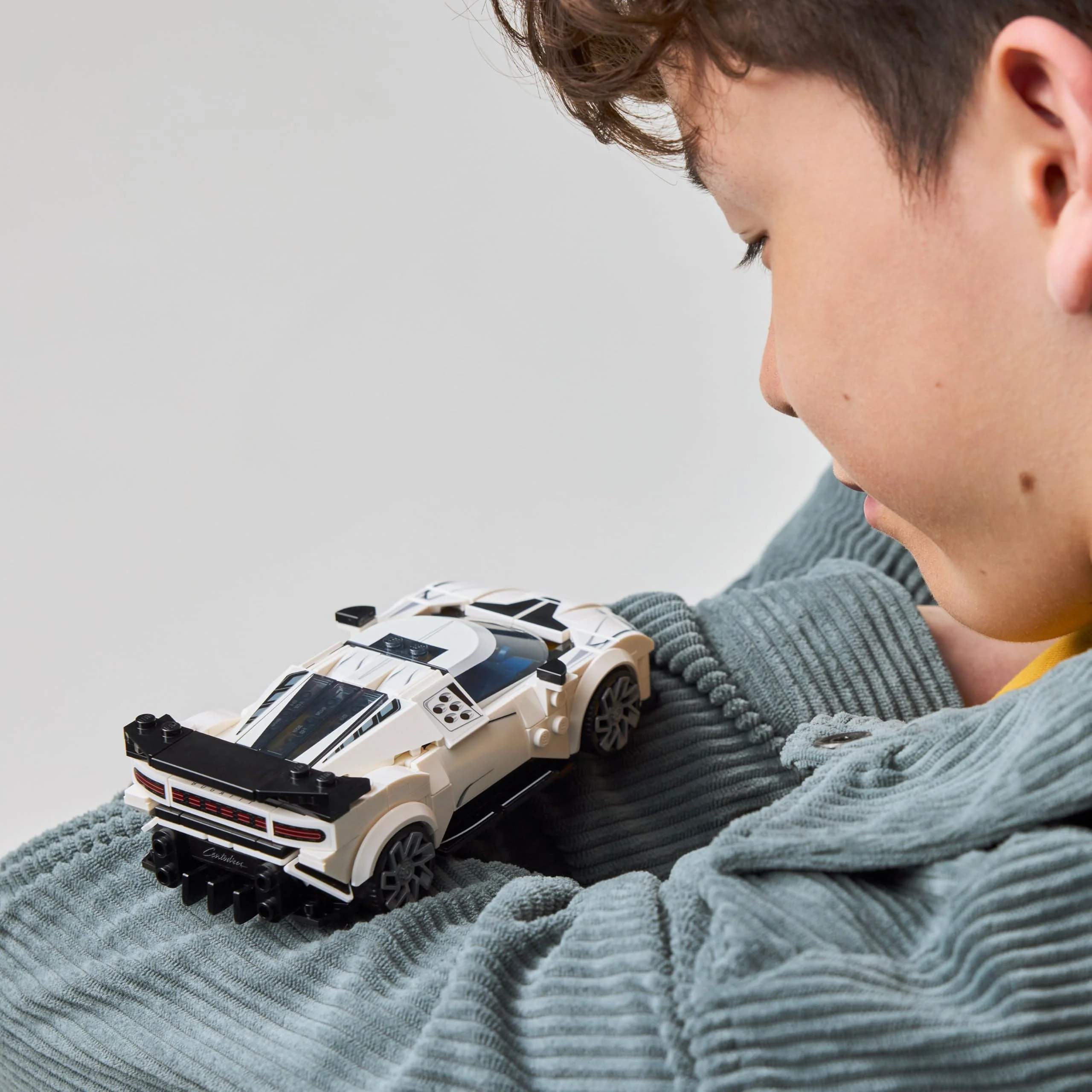 LEGO Speed Champions Bugatti Centodieci Hyper Sports Car Toy - Model Kit & Pretend Play Toy for Boys & Girls, Ages 9+ - Italian Model Car Kit for Racing Fans - Gift Idea for Birthdays - 77240 - Image 6