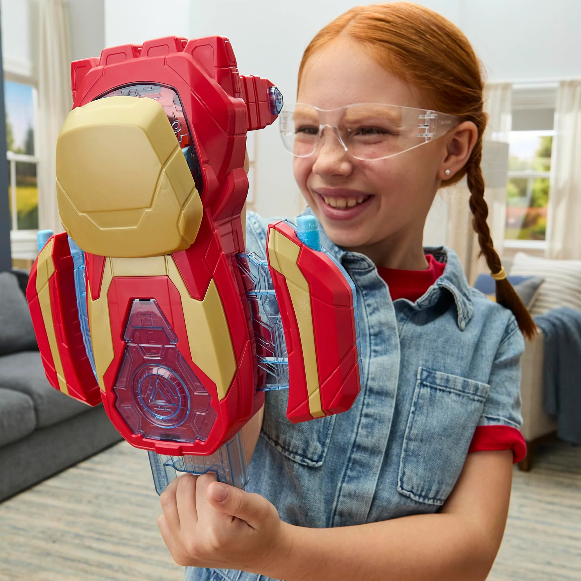 Marvel Avengers Iron Man Arc Blaster Roleplay Toy with 3 NERF Darts, Super Hero Toys for Kids Ages 5+ - Image 4