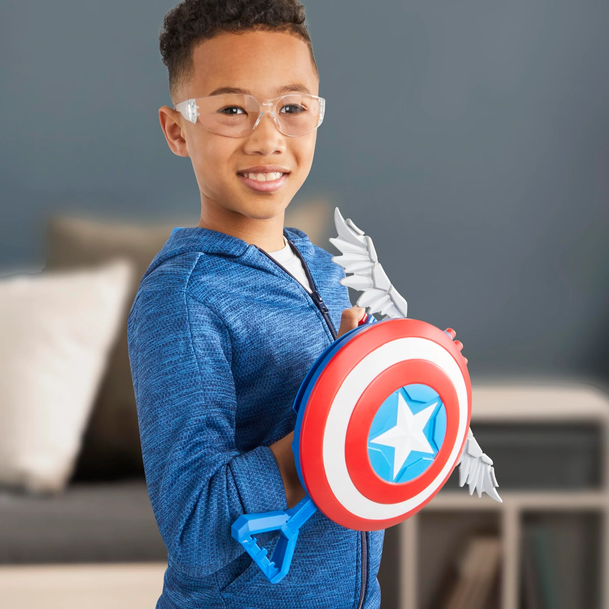 Marvel Studios Captain America Brave New World NERF Skyshot Blaster, Shield Roleplay Toy, Super Hero Toys for Kids 5 and Up - Image 7