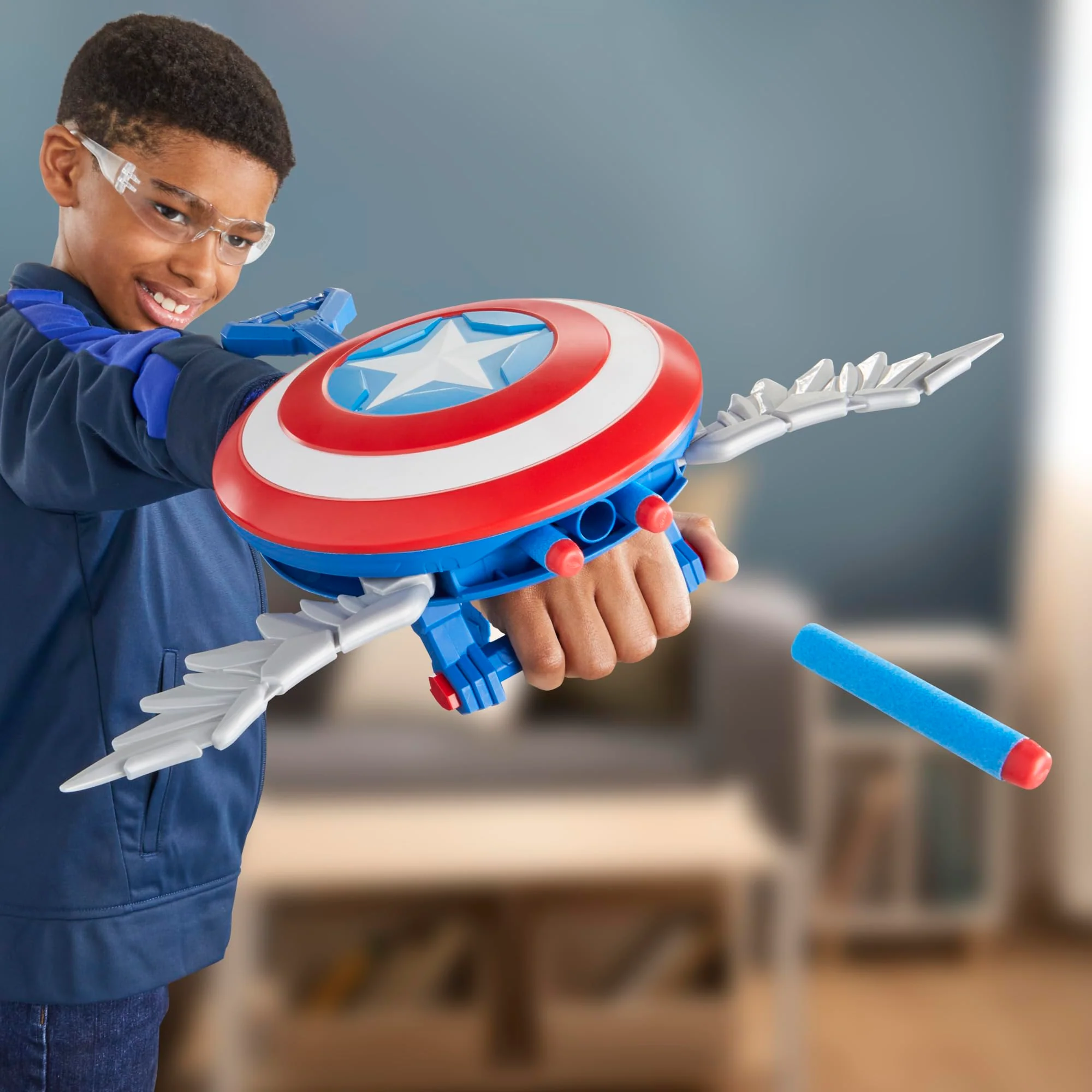 Marvel Studios Captain America Brave New World NERF Skyshot Blaster, Shield Roleplay Toy, Super Hero Toys for Kids 5 and Up - Image 9