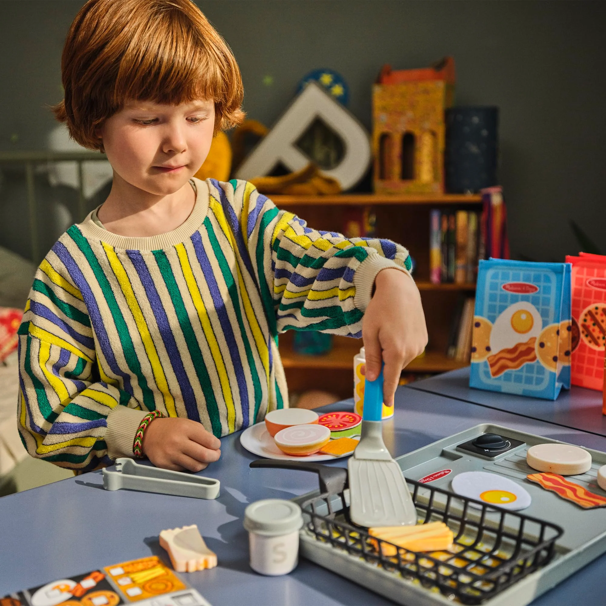 Melissa & Doug Flip & Fry Grill Play Set with Water Wow!® Kids Kitchen Playset with Color Changing Play Food, Preschool Toys for Girls & Boys Ages 3+ - Image 9