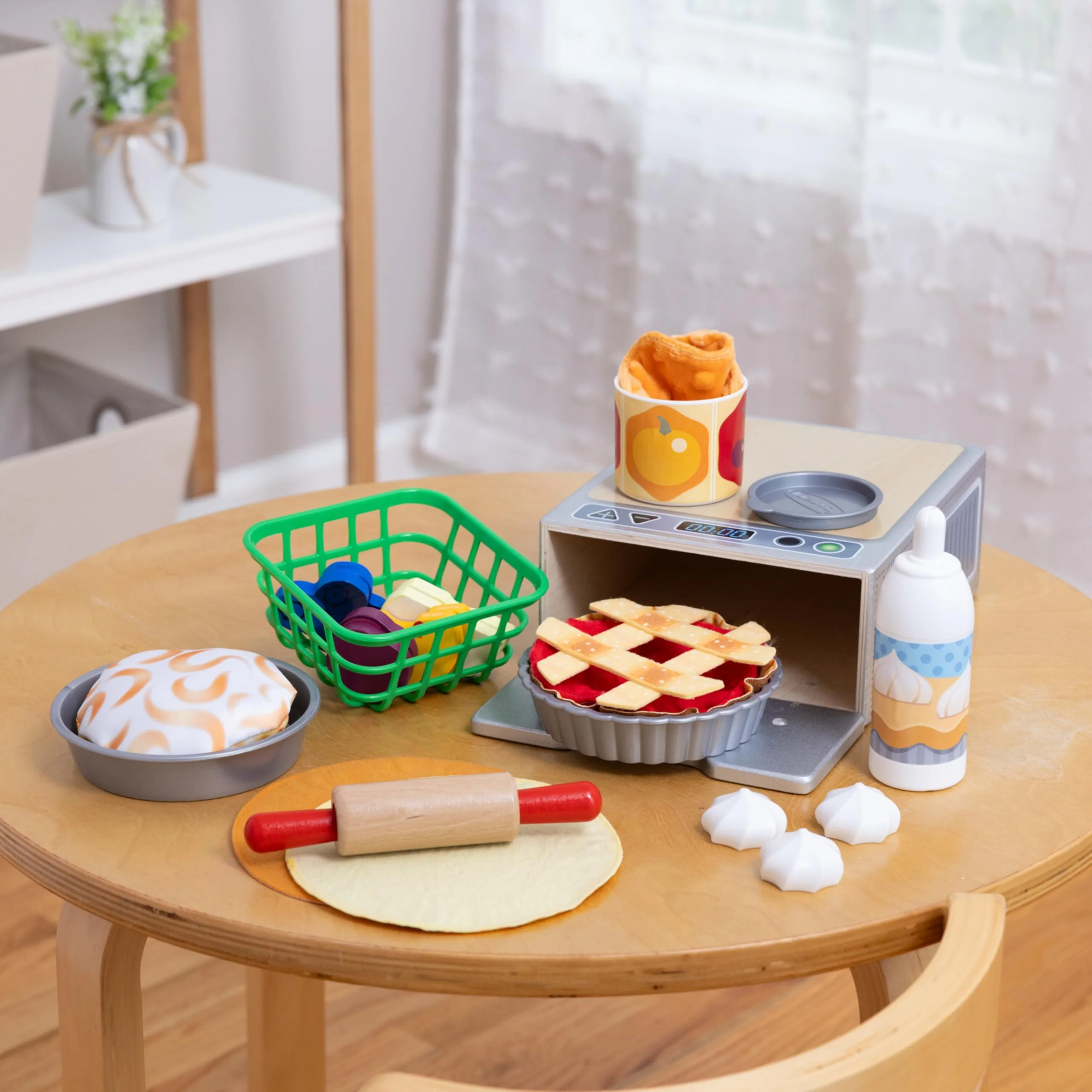 Melissa & Doug Make and Bake Pies Pretend Play Food Set and Wooden Oven with Squishy Dough for Ages 3+ - FSC Certified - Image 3
