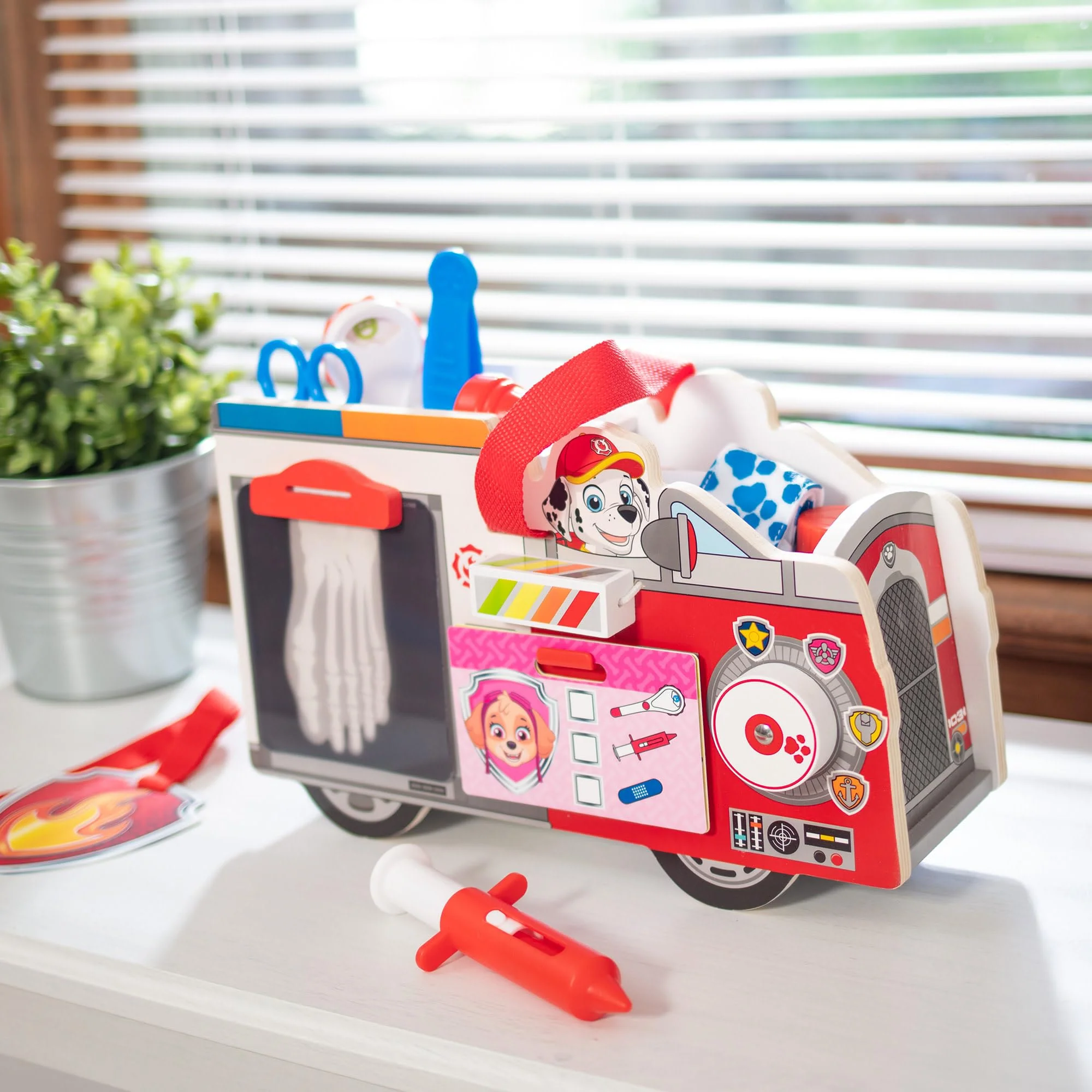 Melissa & Doug PAW Patrol Marshall's Wooden Rescue EMT Caddy (14 Pieces) - Image 3