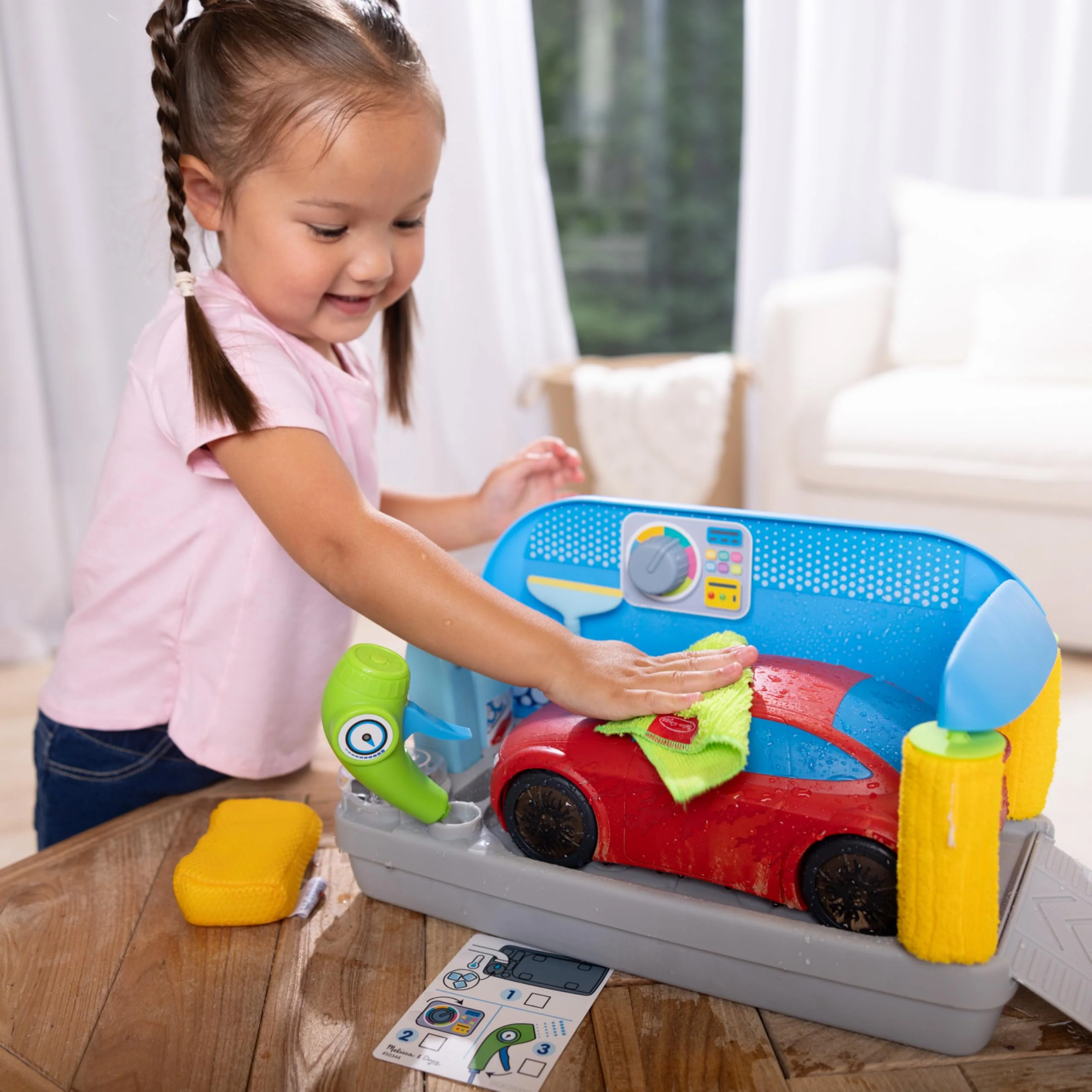 Melissa & Doug Spray & Shine Car Wash Color-Changing Water Toy Play Set Boys and Girls 3+ - Image 10