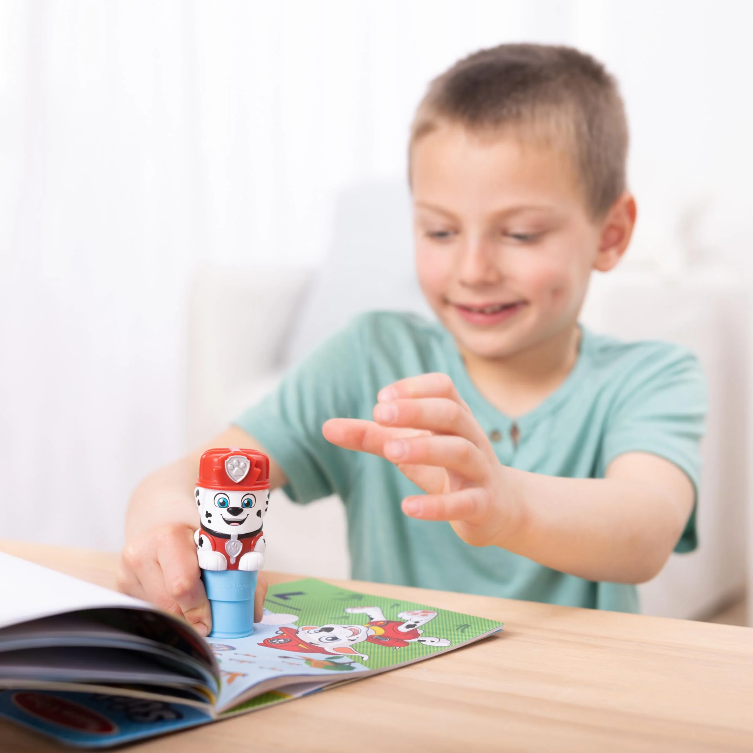 Melissa & Doug Sticker Wow!™ 24-Page Activity Pad and Sticker Stamper, 300 Stickers, Arts and Crafts Fidget Toy Collectible Character – PAW Patrol Marshall - FSC Certified - Image 3