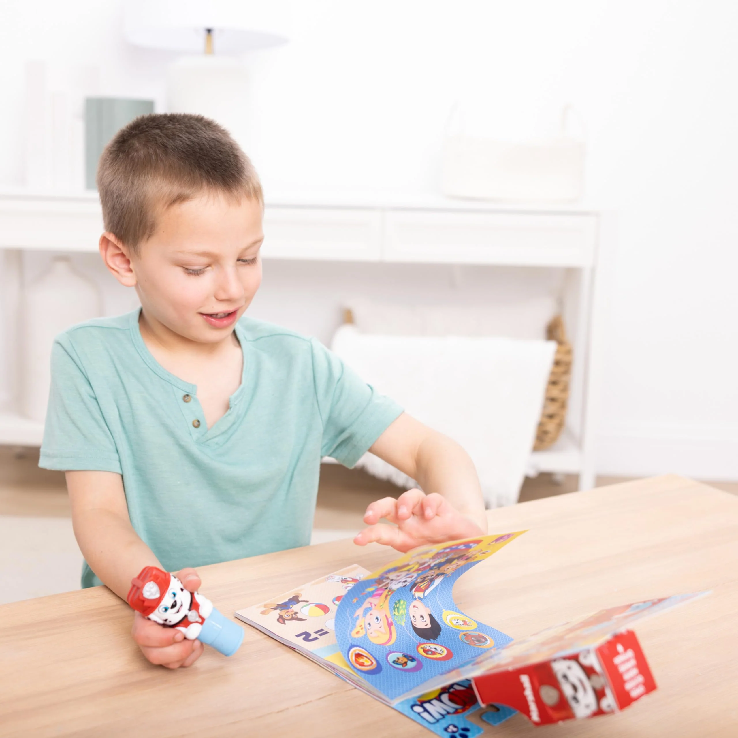 Melissa & Doug Sticker Wow!™ 24-Page Activity Pad and Sticker Stamper, 300 Stickers, Arts and Crafts Fidget Toy Collectible Character – PAW Patrol Marshall - FSC Certified - Image 8