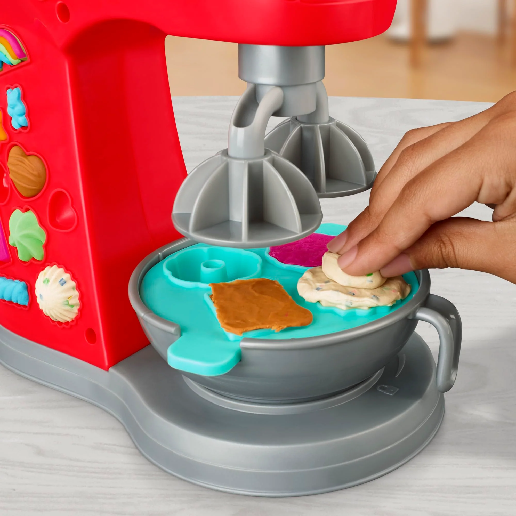 Play-Doh Kitchen Creations Magical Mixer Playset, Toy Mixer with Play Kitchen Accessories, Arts and Crafts for Kids 3 Years and Up - Image 4