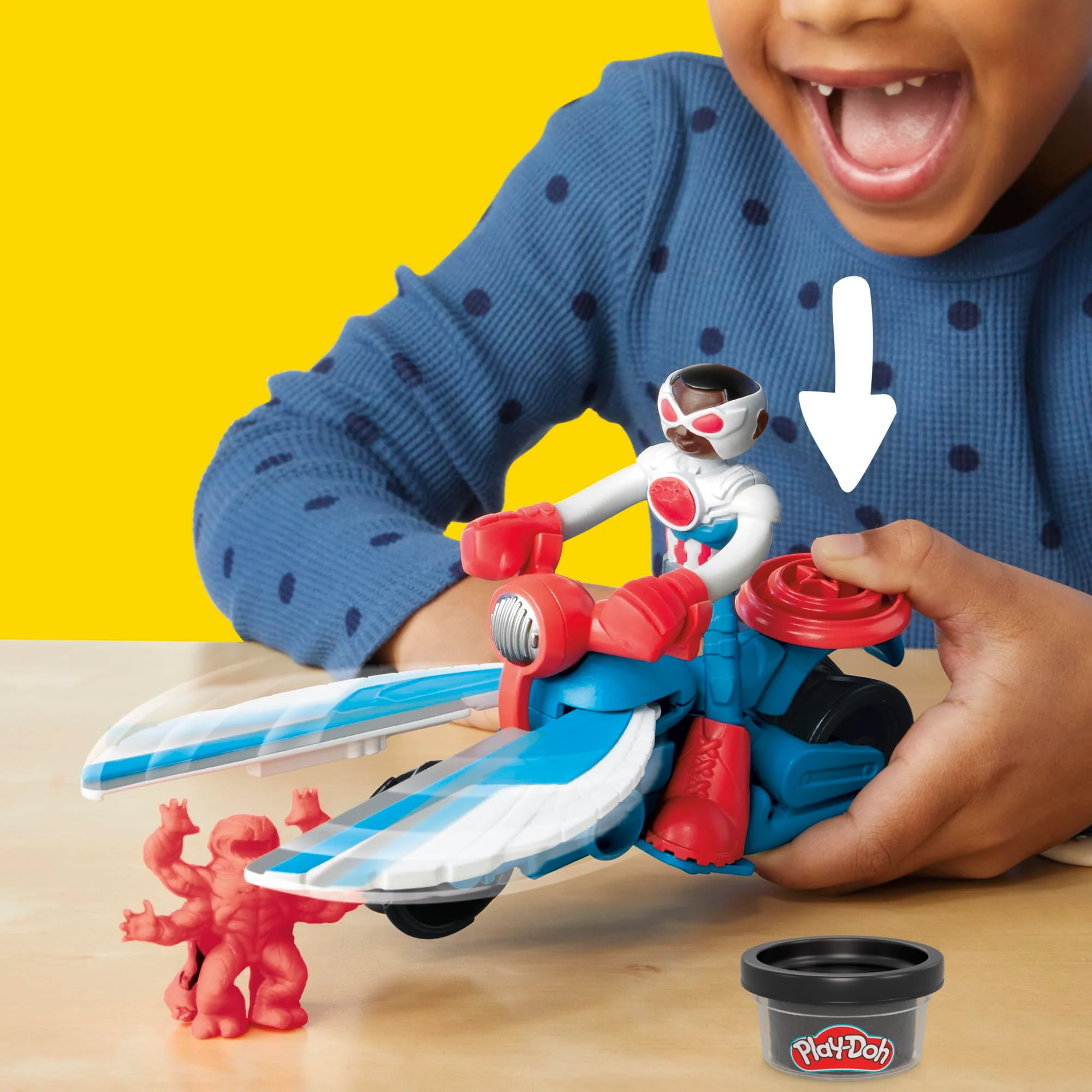 Play-Doh Marvel Captain America Moto-Slicer Playset with Bendy Action Figure, 3 Accessories, Imagination Toys for Kids 4 Years & Up - Image 8